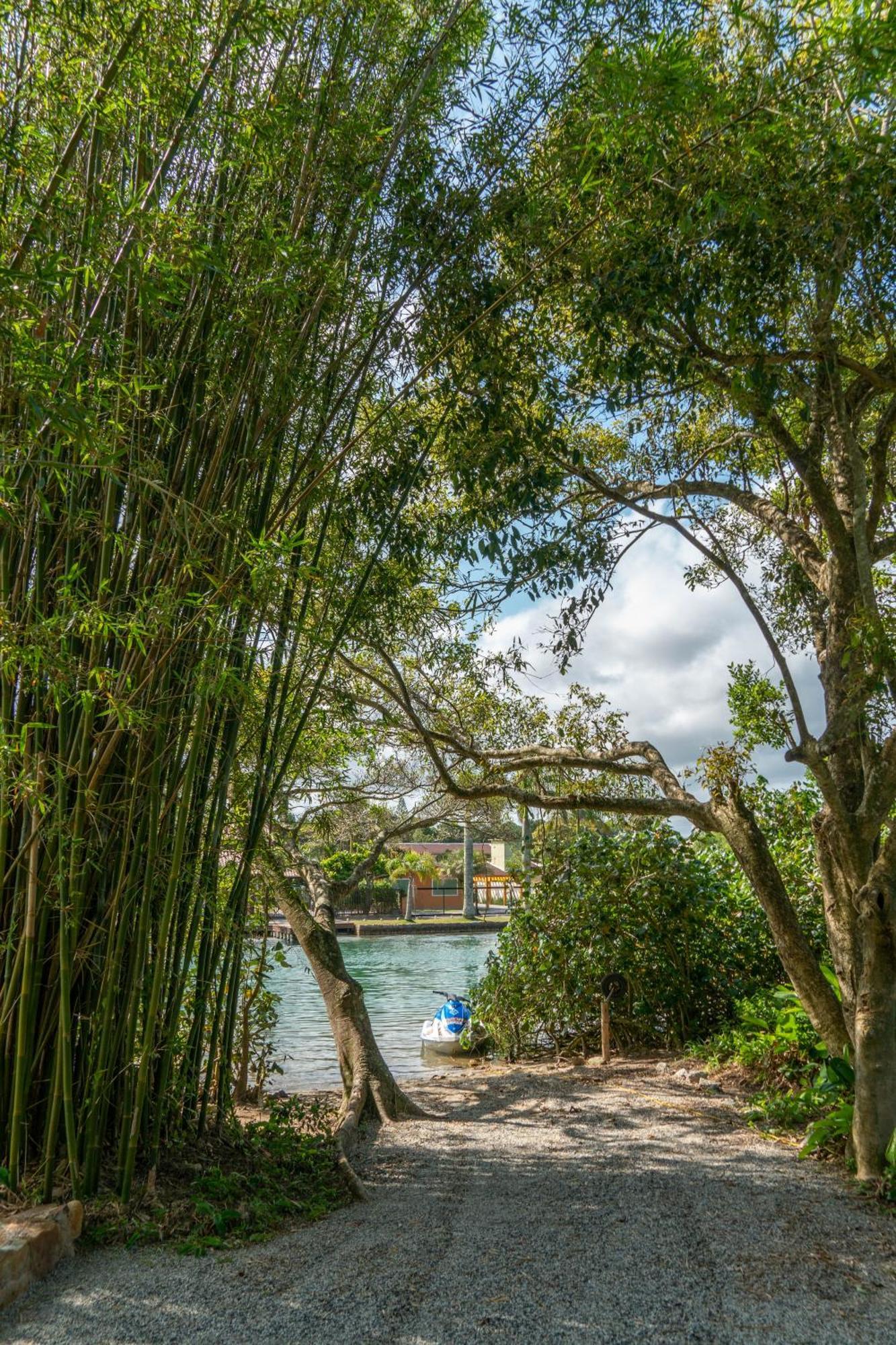 Nomades Riverside - Adventure Hostels & Coworking Florianópolis Eksteriør billede